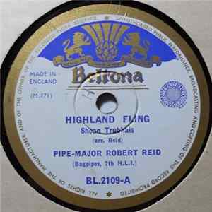 Download Pipe-Major Robert Reid - Shean Trubhais / Reel Of Tulloch