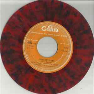 Download Los Guaracheros De Oriente - Compay Gato / Pregon De Los Chicharrones