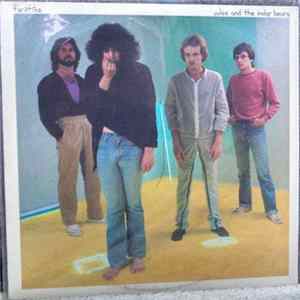 Download Jules And The Polar Bears - Phonetics