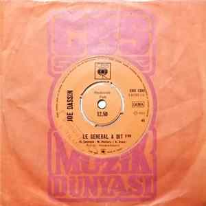 Download Joe Dassin - Le Moustique / Le General A Dit