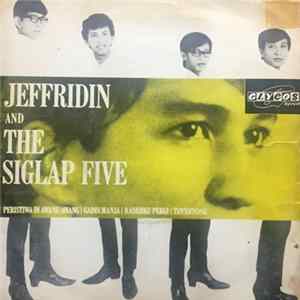 Download Jeffridin And The Siglap Five - Peristiwa Di Awang Awang