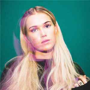 Download Emma Jensen - Closer