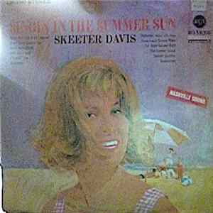 Download Skeeter Davis - Singin' In The Summer Sun