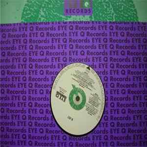 Download B-Zet With Darlesia - Everlasting Pictures (Right Through Infinity)
