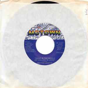 Download Bettye Lavette - Right In The Middle (Of Falling In Love) / If I Were Your Woman